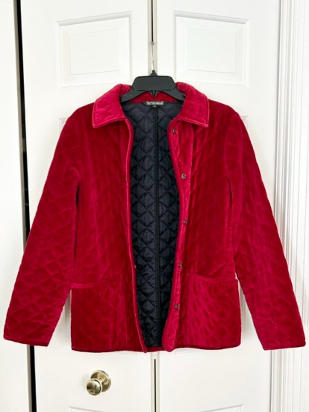 Supply & Demand EUC Quilted Red Velvet Field Jacket Size Medium